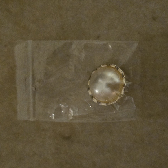 Elegant White Cardigan Sweater - Picture 5 of 5